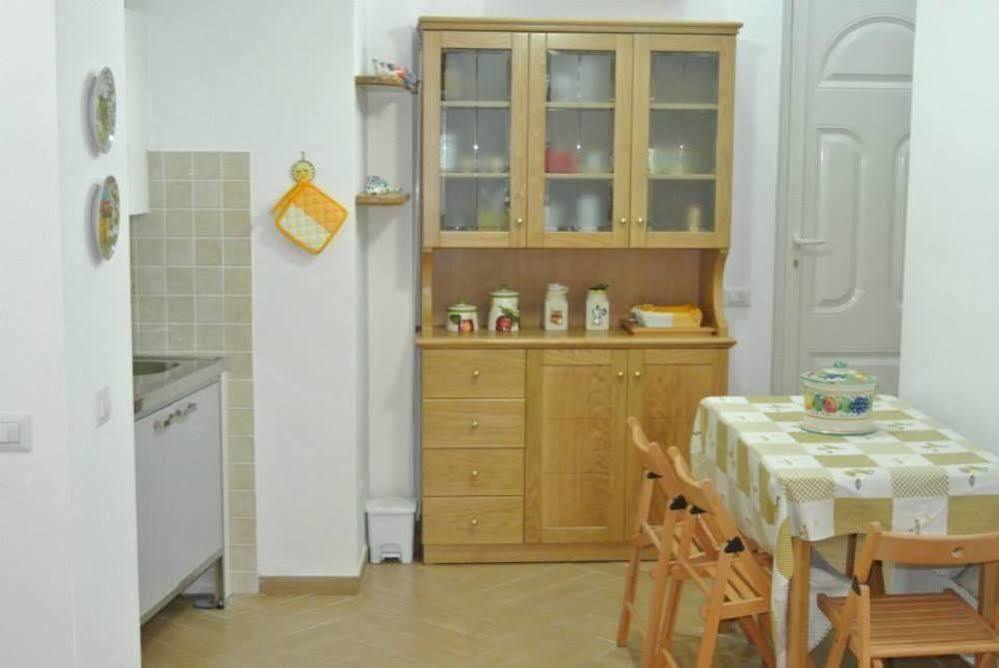 Casa Vacanze Villa San Francesco Sant'Angelo  Екстериор снимка